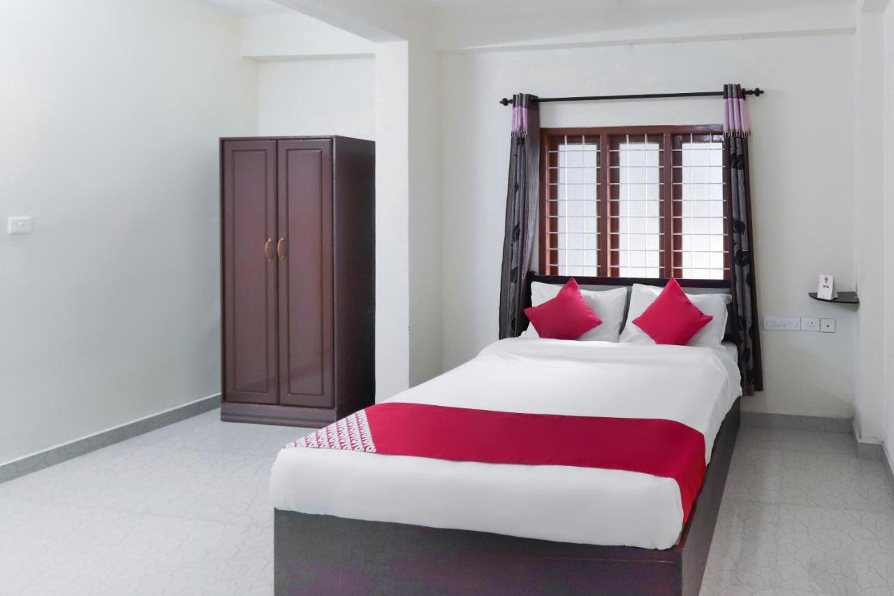 Oyo 49244 Green Castle Residency Hotel Nedumkandam Exterior photo